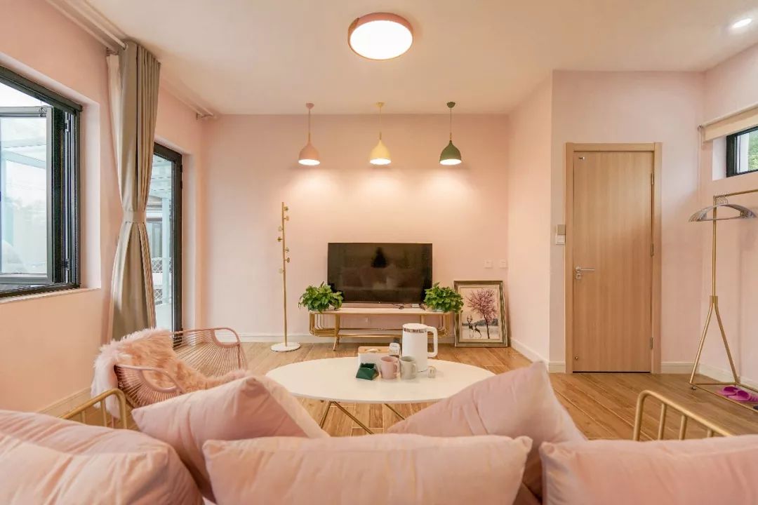 丝绸之路滑雪场民宿推荐,滑雪温泉民宿推荐