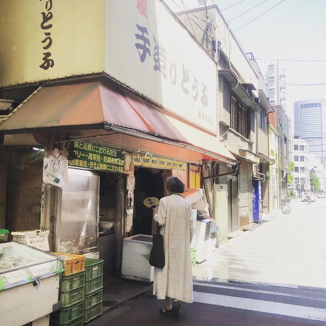 75岁日本家庭主妇日常,日本中年家庭主妇一天的真实生活