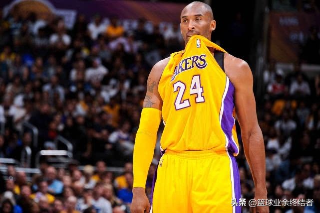 艾弗森科比詹姆斯乔丹四人合照,历史篮球巨星艾弗森排第几名