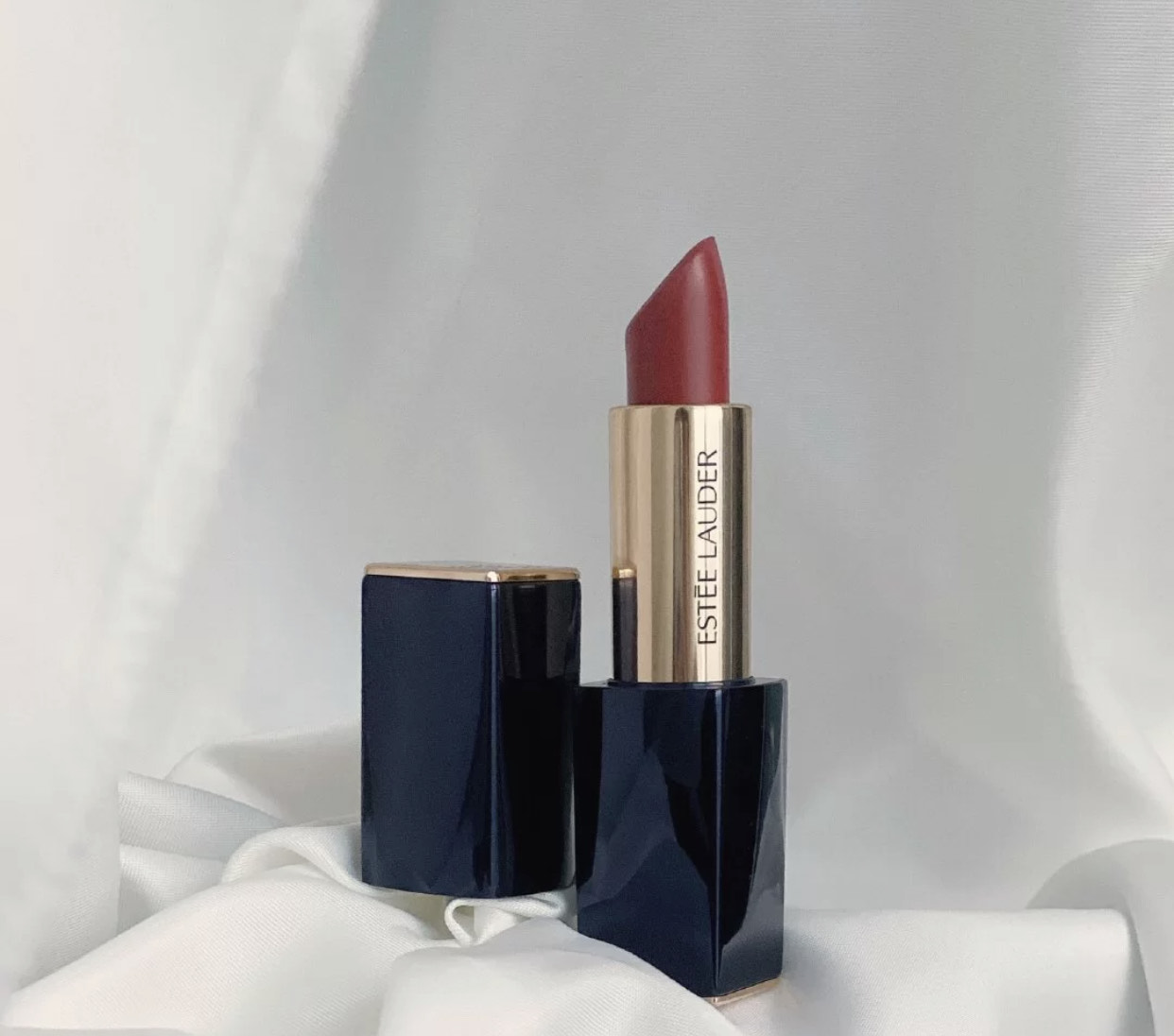 迪奥丝绒999和兰蔻505哪个好看,口红秋冬三巨头