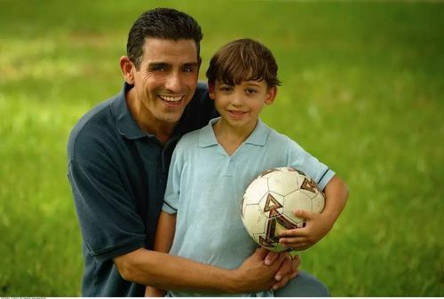 父子一起跪搓衣板,宝爸带娃的下场