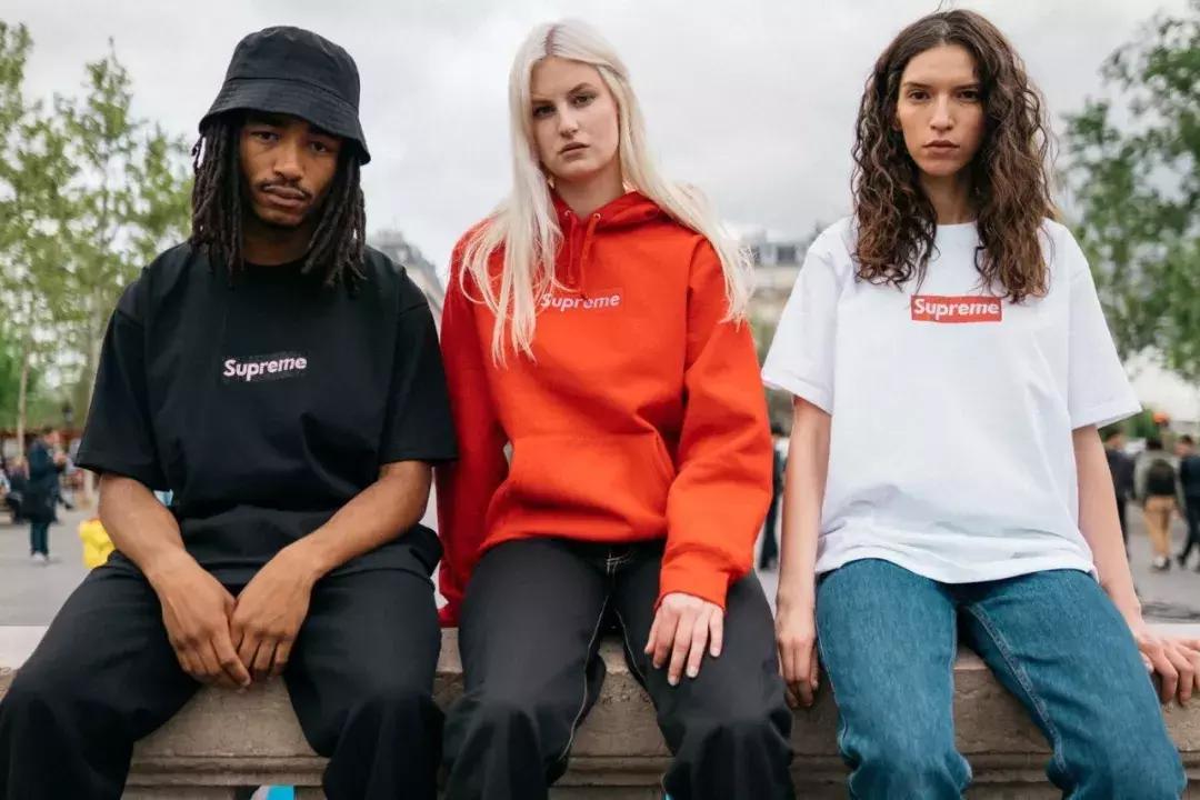 kanye鍜宻upreme,kanye鑱斿悕supreme