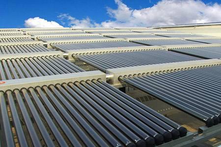 新型太阳能集热器热效率提升20%,太阳能新科技产品