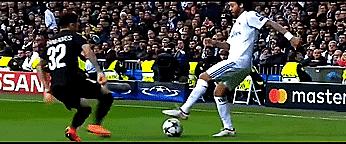 巴西足球十大过人高手,巴西球星莱昂纳多过人