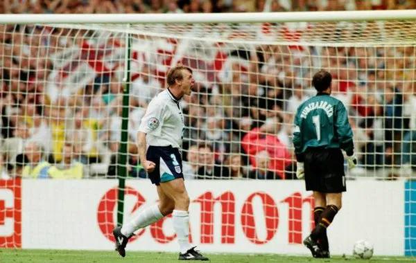 欧洲杯经典点球大战,历届欧洲杯点球大战数据