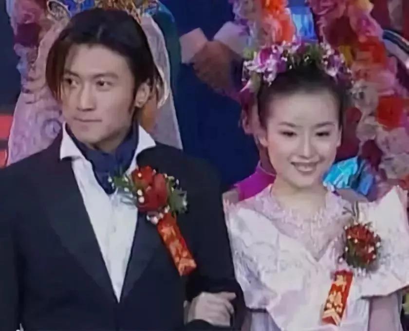 谢霆锋董洁什么时候结婚的,20年前王菲和谢霆锋在一起的视频