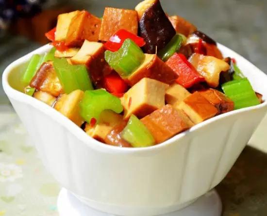 豆干做法家常简单又好吃,豆干简单家常菜做法