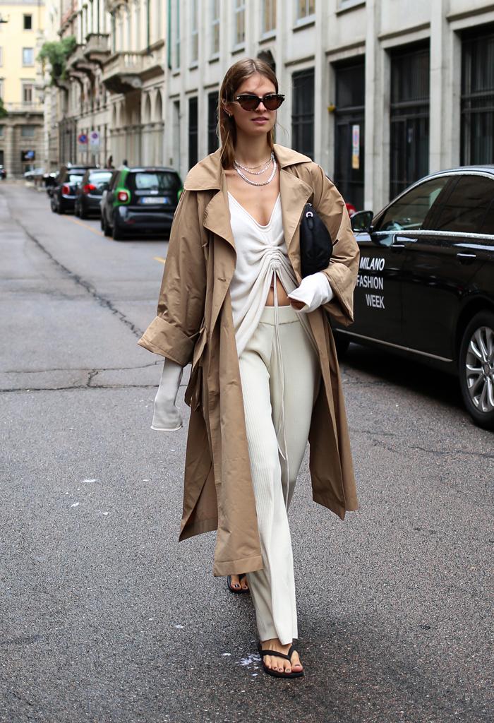 大脸女孩秋冬怎么穿？教你4个穿搭小技巧，不减肥也能穿出小V脸