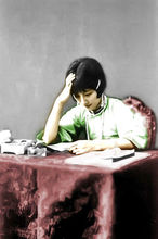 陆小曼教育子女,陆小曼在学校里很风光吗