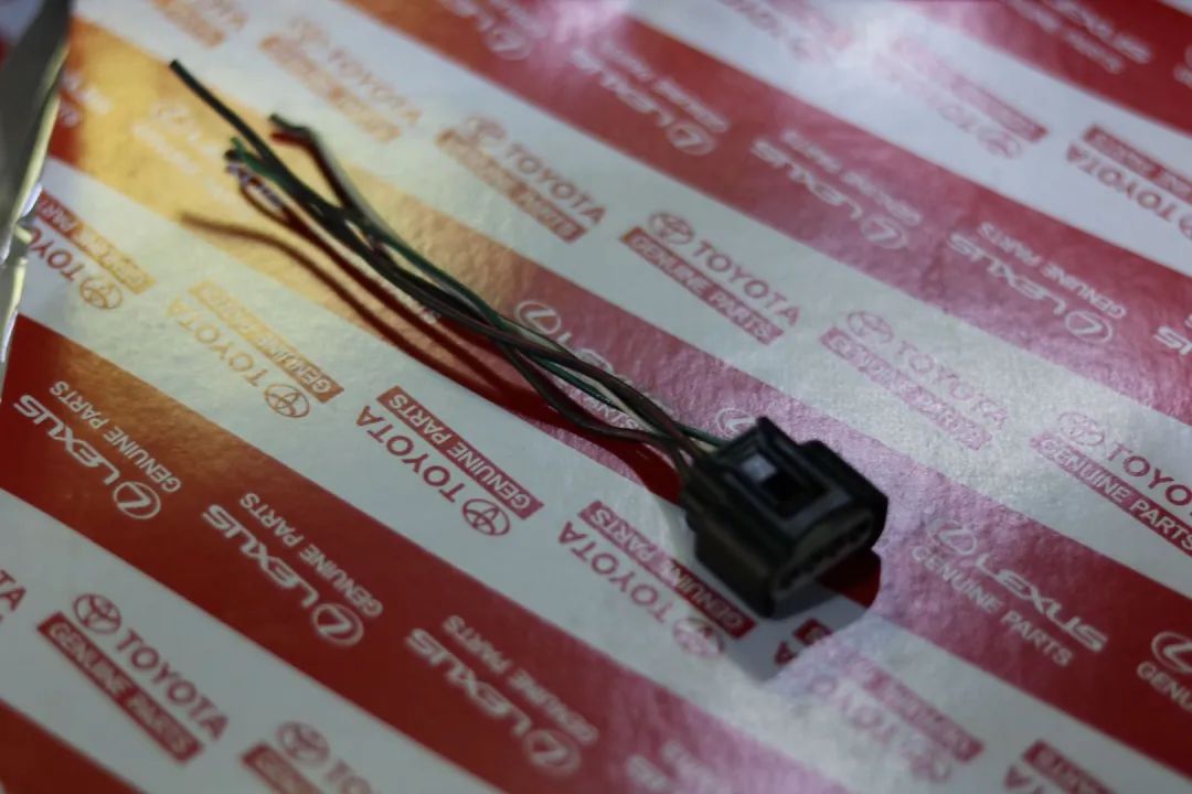 怪兽修车：翻新一辆2005年凌志LS430，当年百万经典车，满血复活