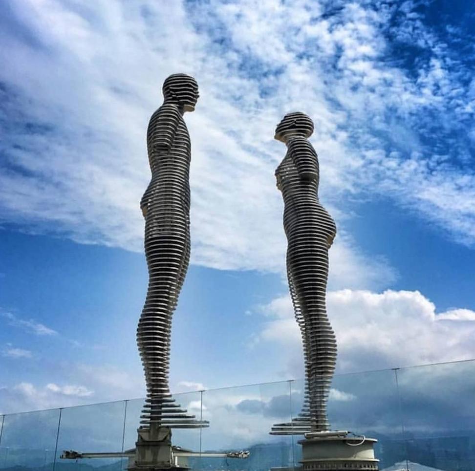 地球的雕塑,地球上的奇异建筑