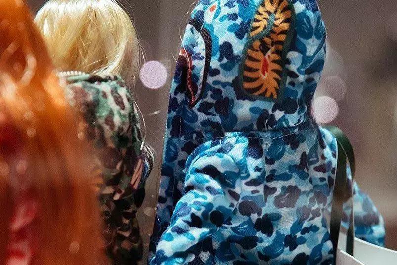 芭比娃娃联名bape,og芭比娃娃联名