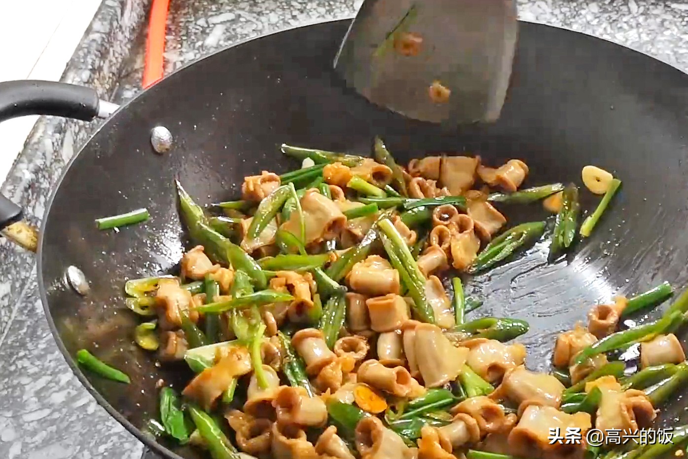 亲自下厨炒几道家常菜美味又卫生,引爆食欲的四道家常菜简单又好吃