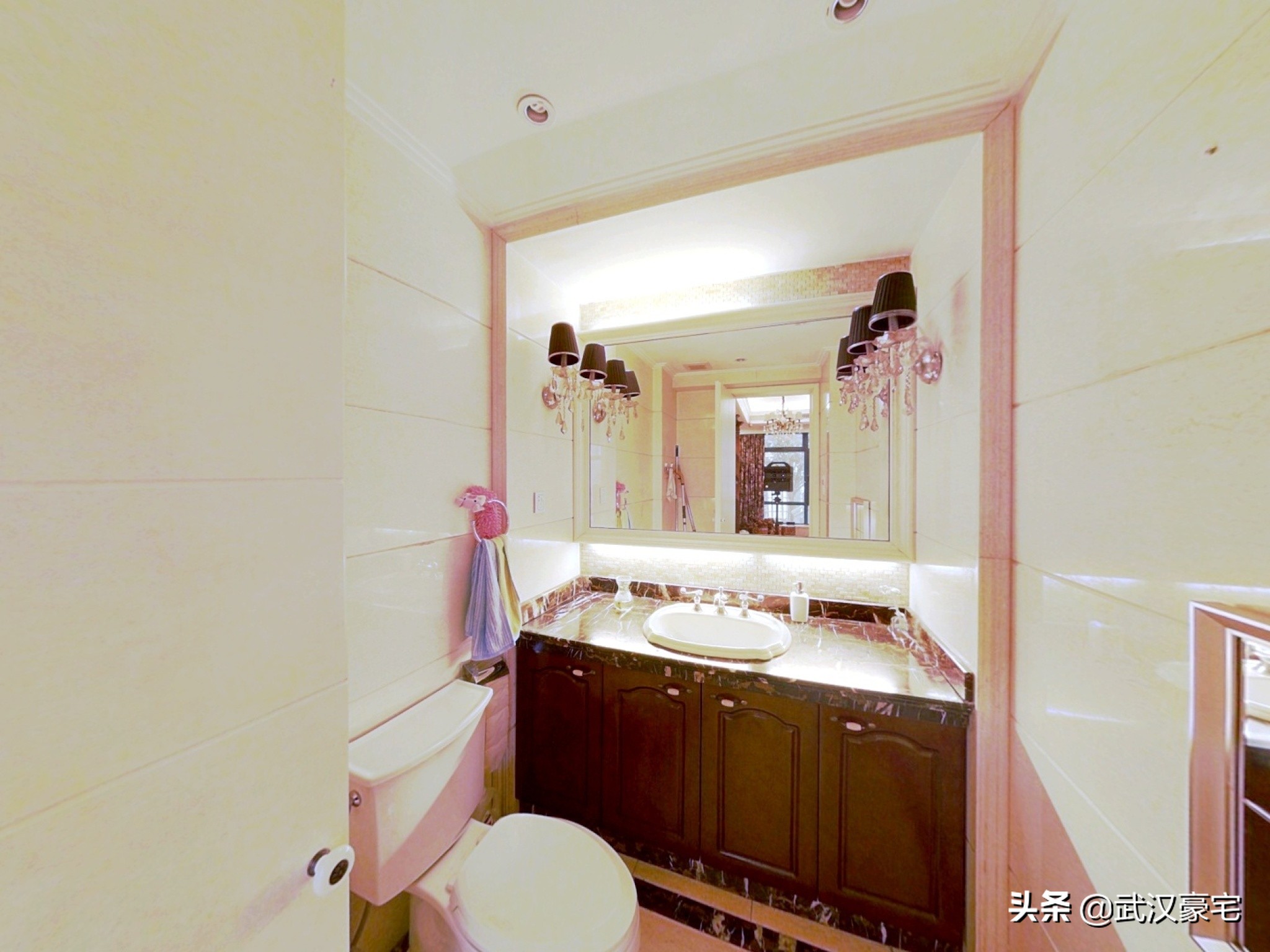 只要1100W万科高尔夫二期别墅边户院子大