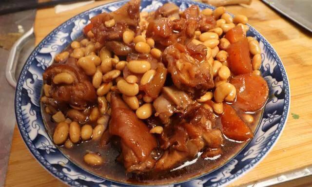 含有女人所需的天然黄体酮,它是天然雌激素女人常吃