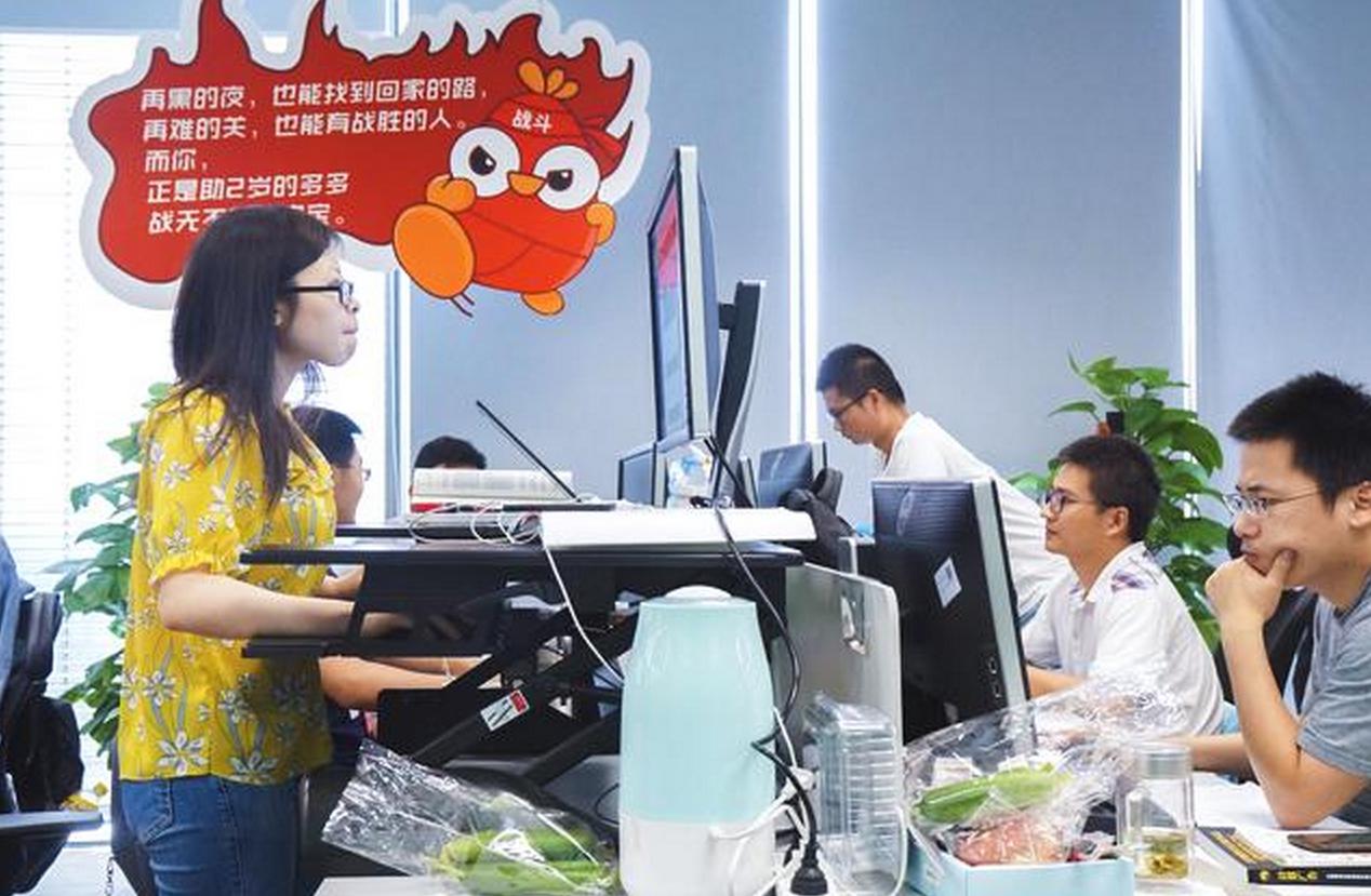 哪家巨头MM颜值最高？京东端庄，拼多多清纯，小米是爱情的味道