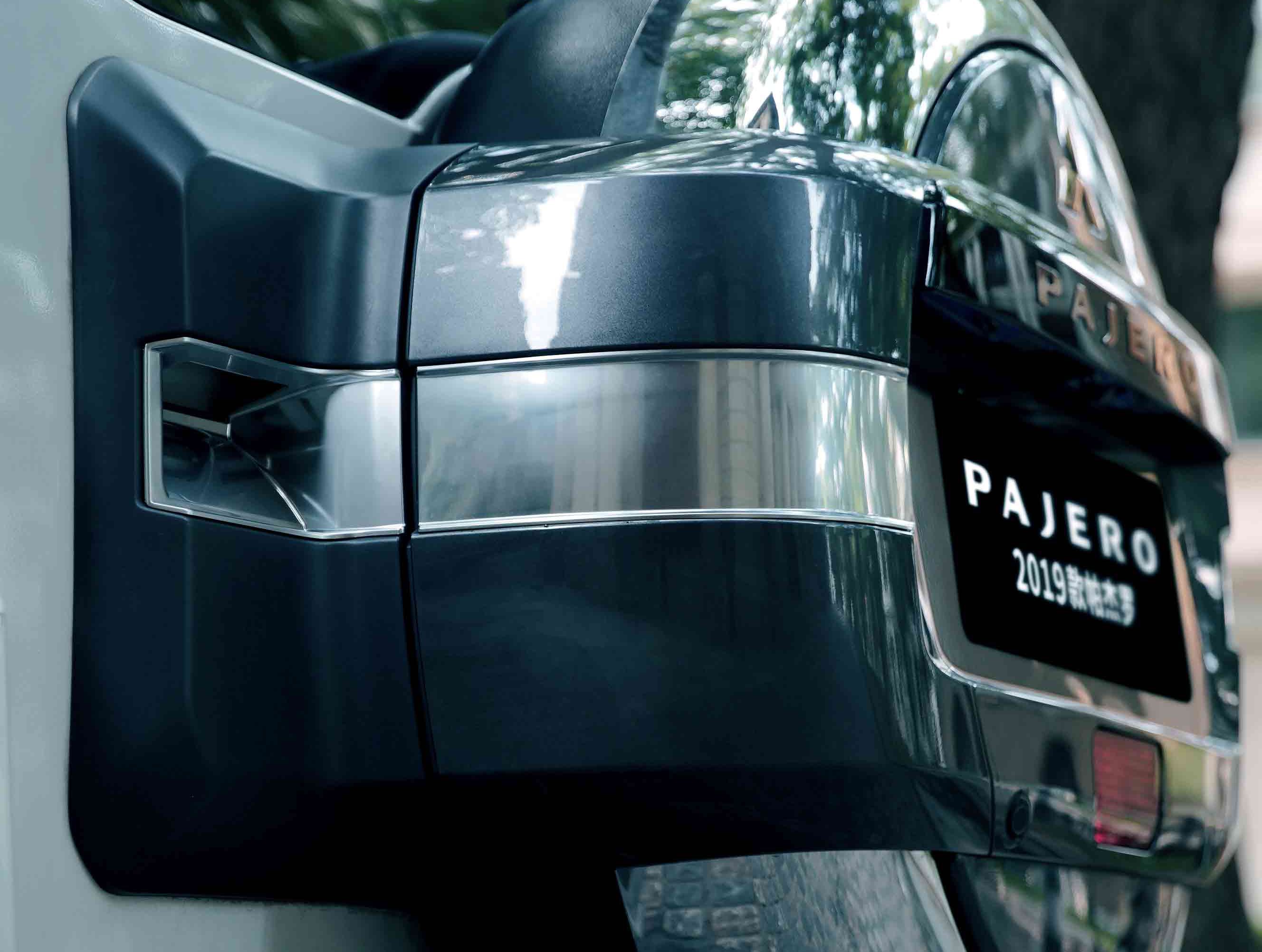 越野性能不输普拉多,帕杰罗和普拉多越野对比