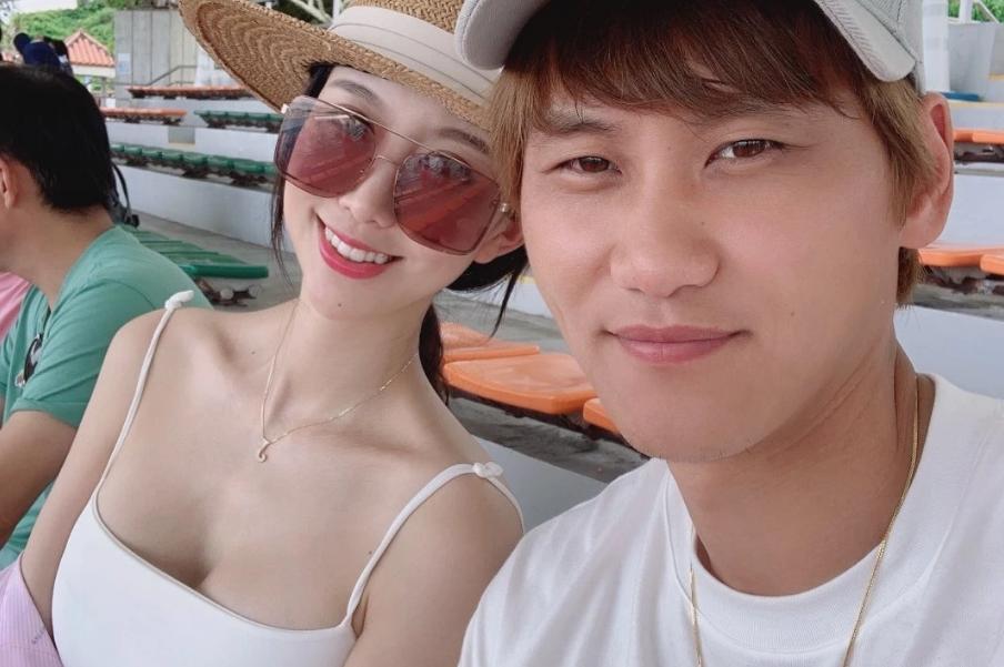 盘点中超现役球员最美五大妻子