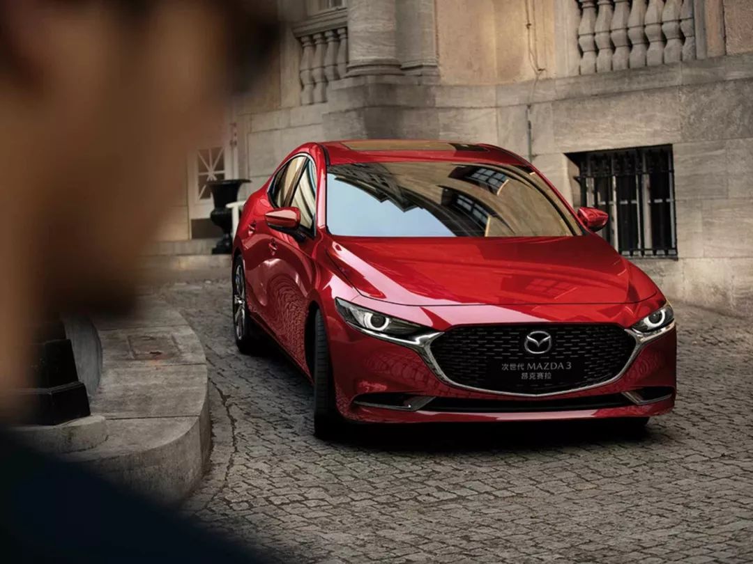 全新马自达3了解一下,全新马自达3买铂钢灰还是幻影银