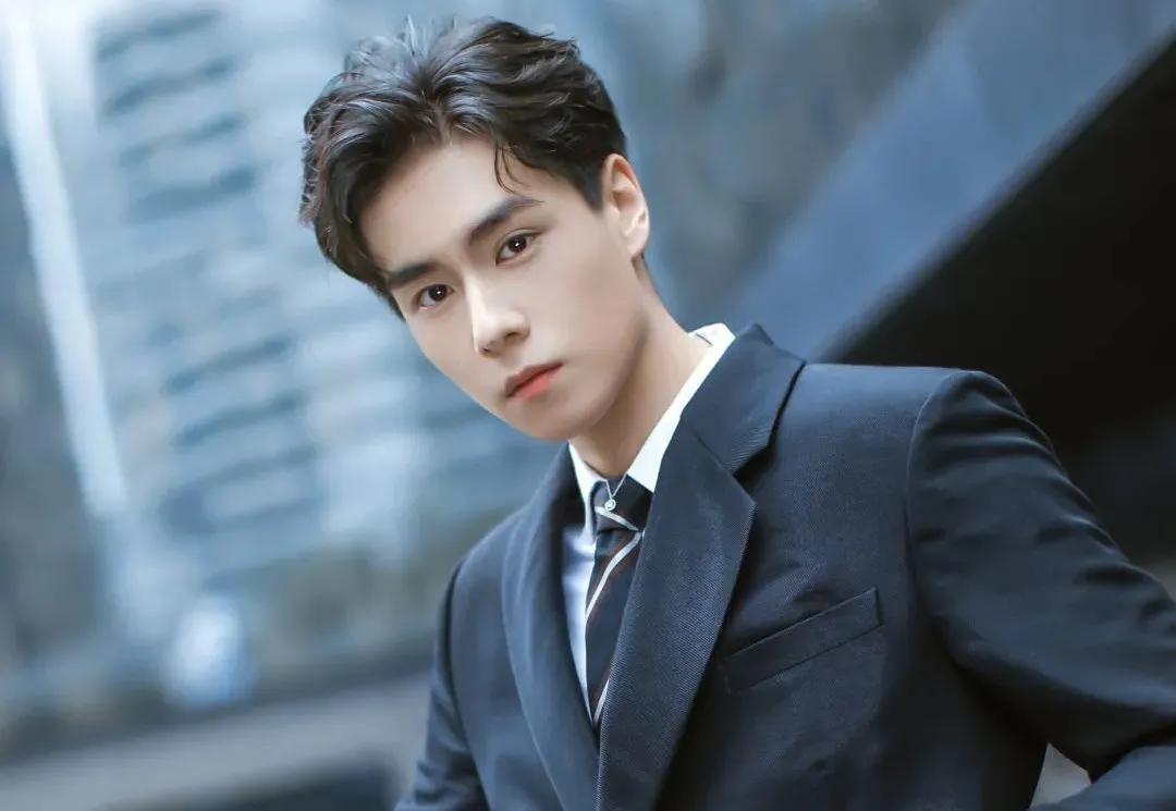 bg之光胡一天是谁,胡一天名字叫什么