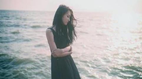 如果你深爱的人伤害了你怎么办,当你深爱的人伤害了你