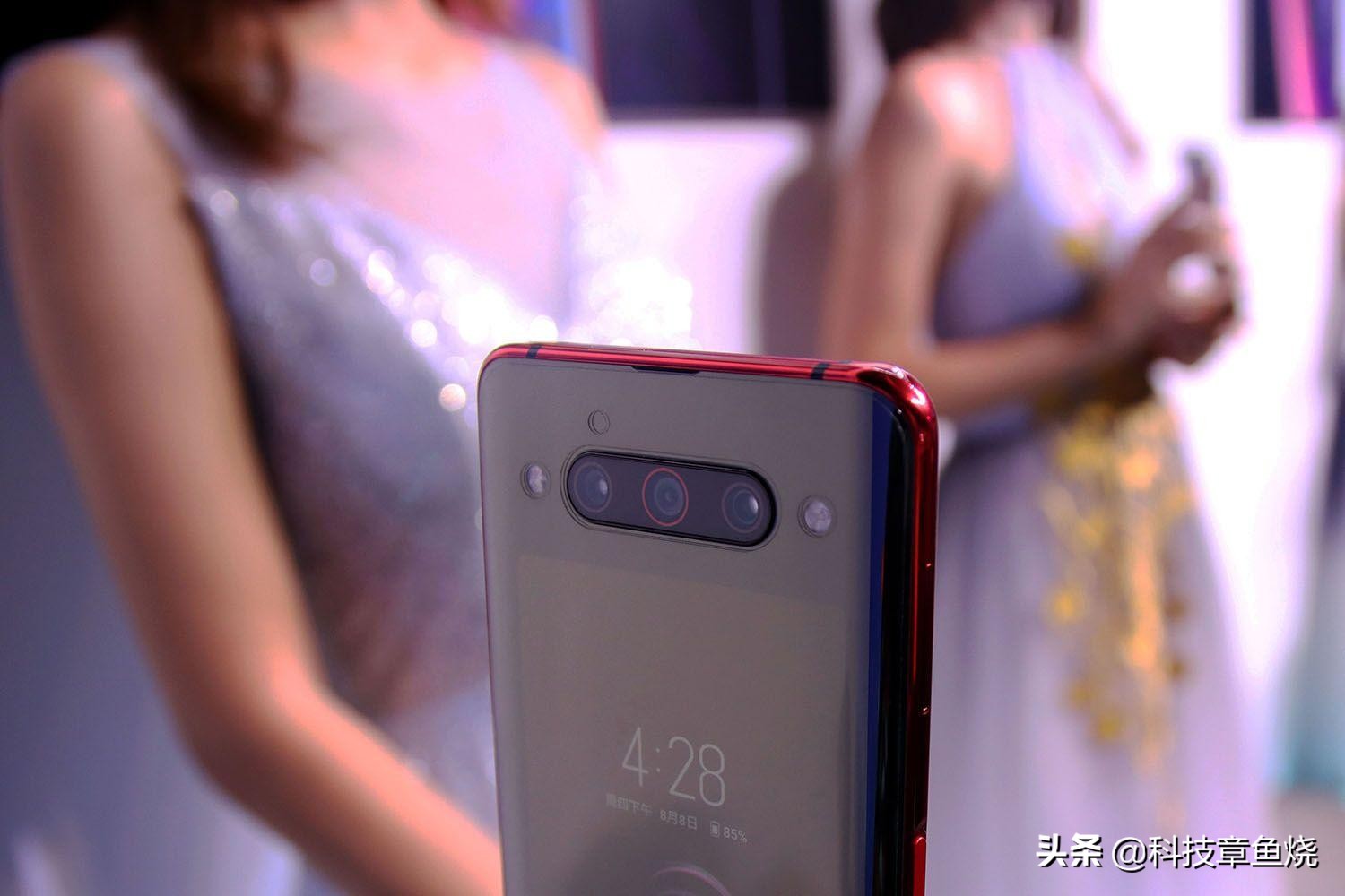 努比亚的超高清8k,努比亚z20双面手机