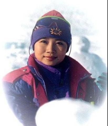 李娜青藏高原背后的故事,1997年一代歌后李娜为何会出家