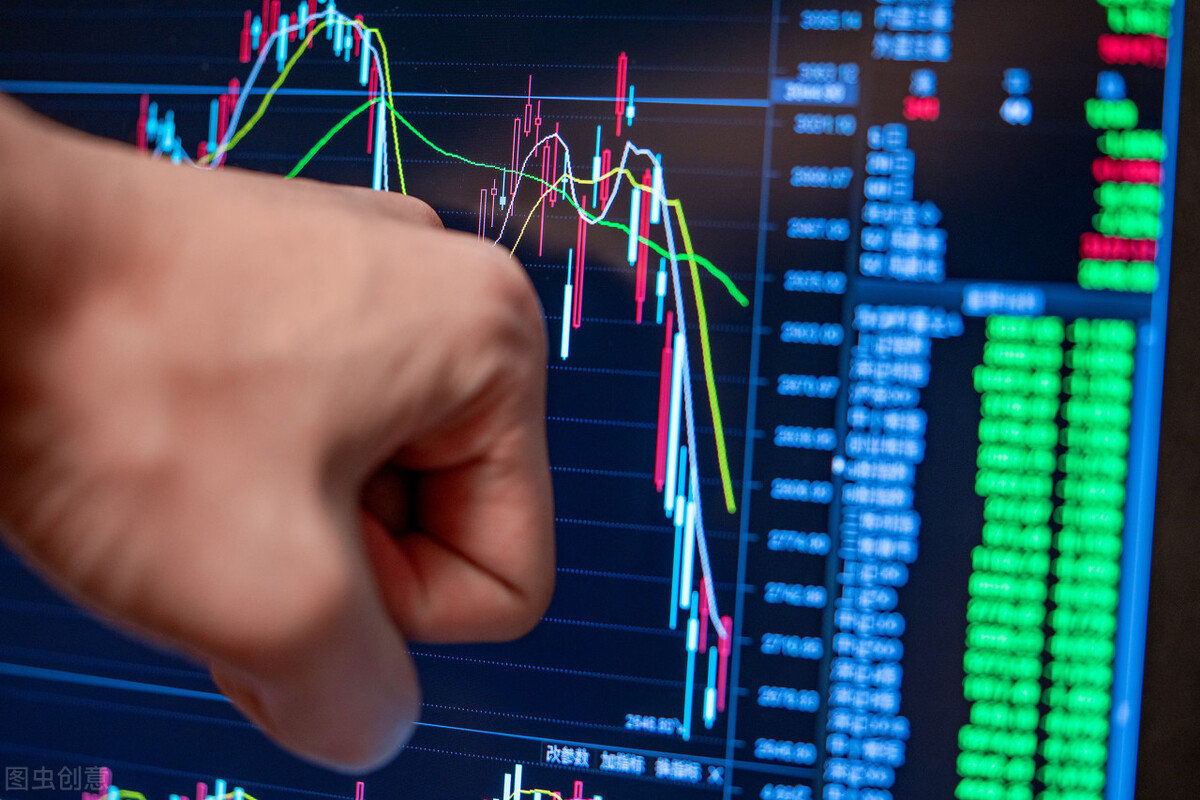 工商银行股票派息后会跌吗,工商银行1万一天收益多少