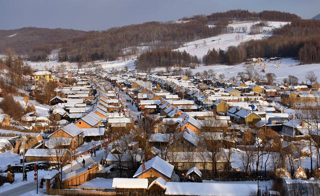 黑龙江省牡丹江市雪乡第一场大雪,雪乡迎来深秋第一场雪