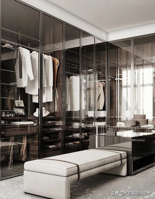 走入式衣帽间设计效果图轻奢风,轻奢简约大气衣帽间