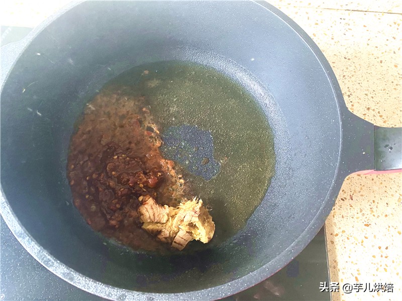 鲜竹笋怎样吃好吃又简单,这才是竹笋最好吃的做法脆爽可口