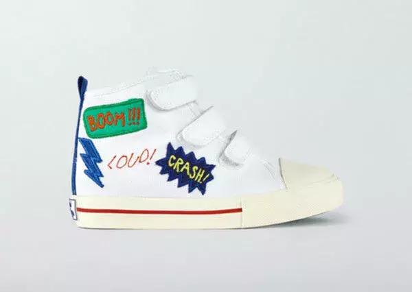 耐克跟阿迪童鞋哪个好一点 (耐克和阿迪的童鞋哪个好)