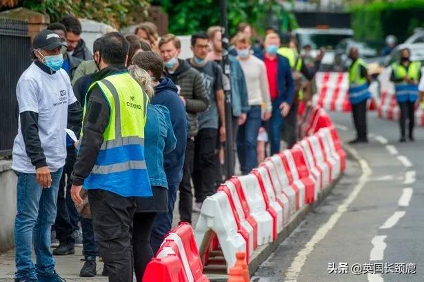 *锁封**有望在7月5日结束！英国各地大型接种点投入使用