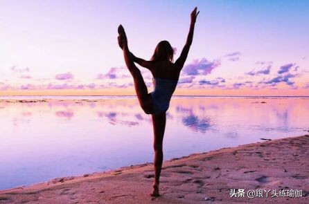 宫寒适合练什么体式的瑜伽,宫寒湿气重做瑜伽适合哪些动作