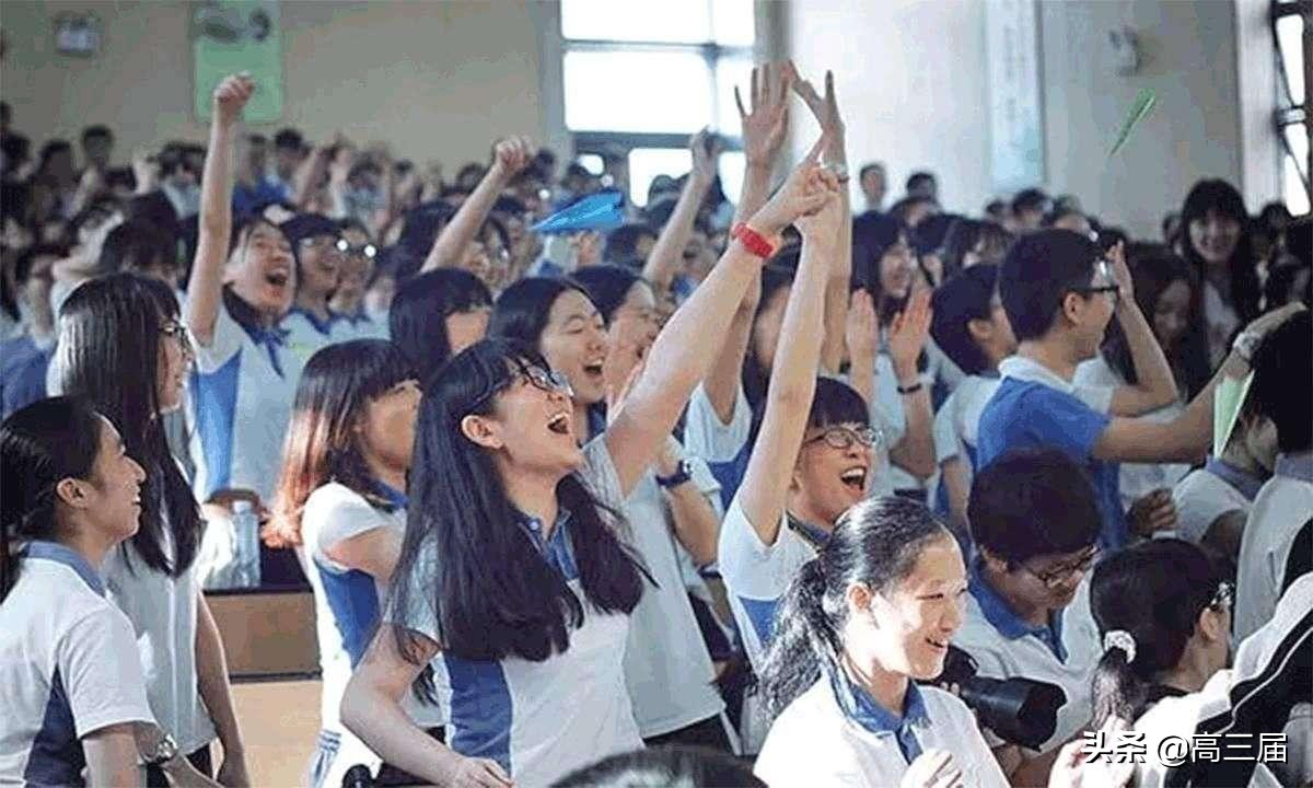 部委公务员和中央选调生的区别,公务员和选调生的工资区别