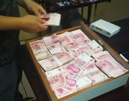 涉嫌诈骗的赃款不知情用了怎么判,诈骗案中违法所得如何退