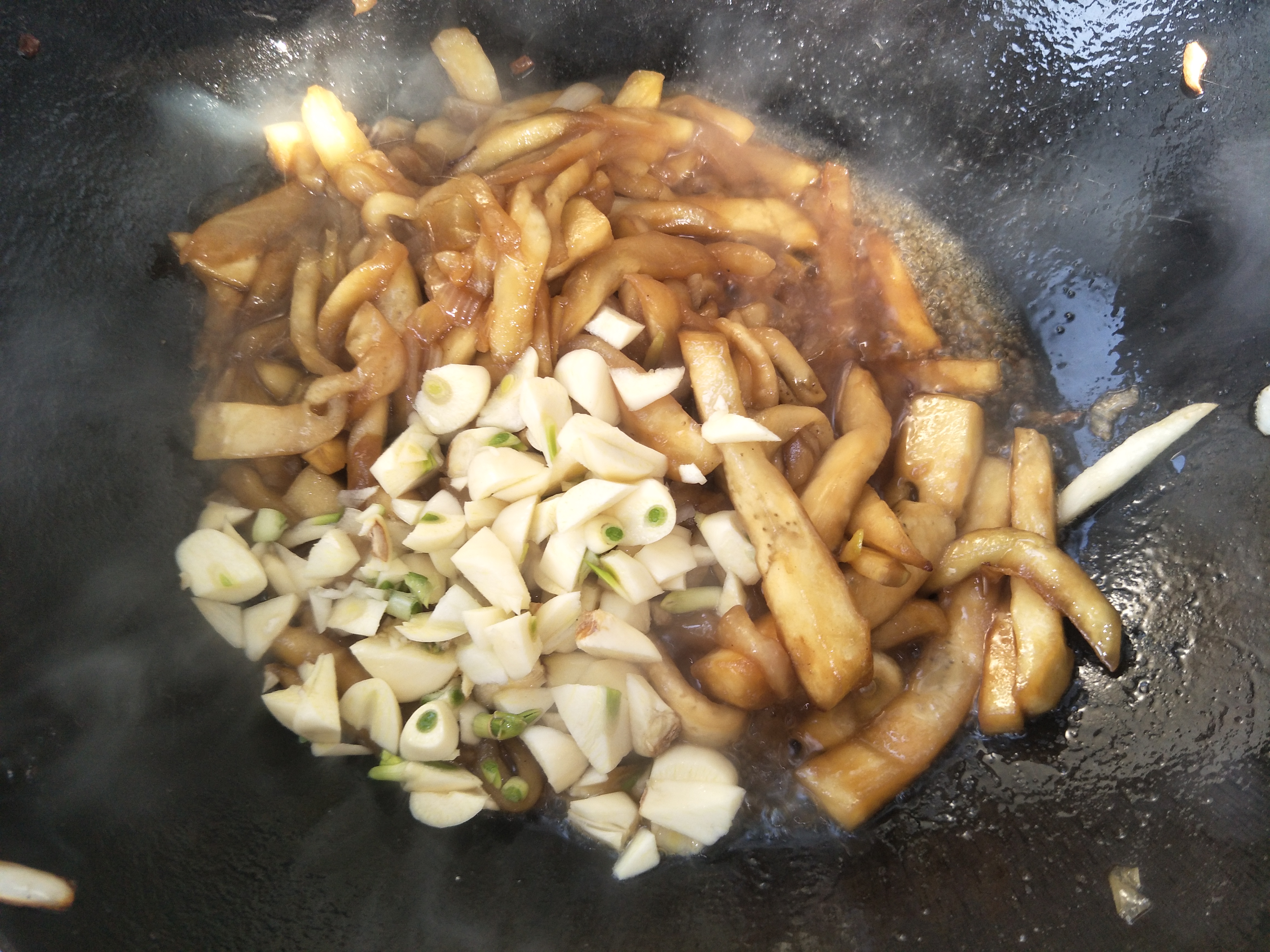 茄子的十种家常吃法 (茄子的软烂且清淡神仙吃法)