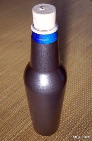 玻璃瓶怎么打结最牢固,带把手的提水桶