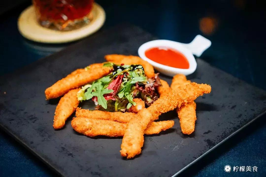 深圳藏在巷子里的酒馆清吧,藏在深圳闹市里的复古小酒馆