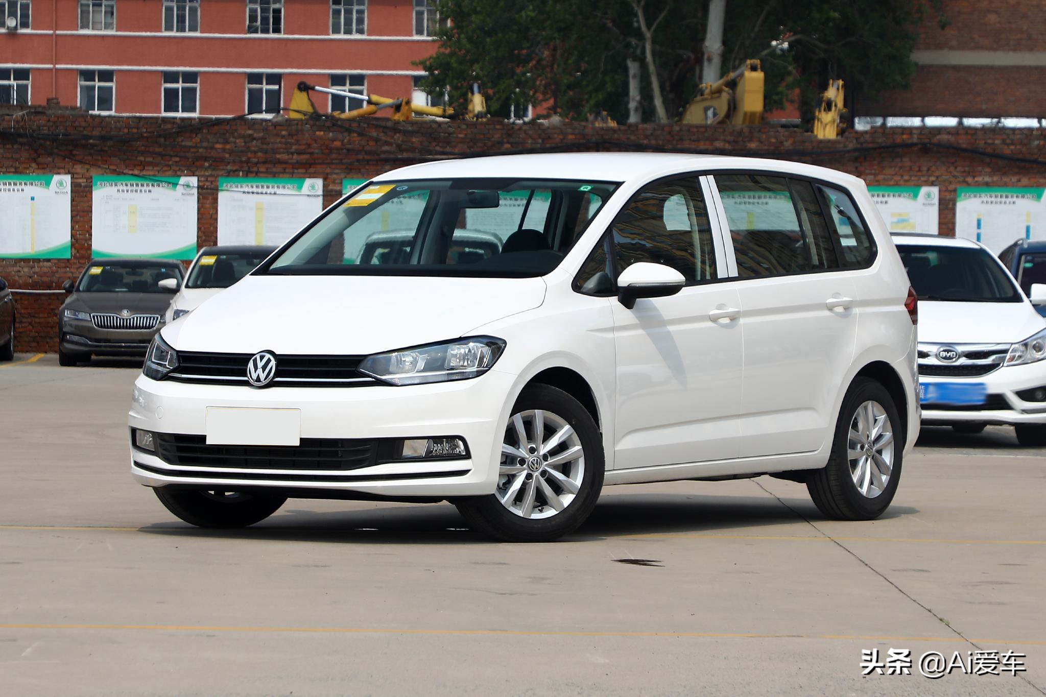 大众途安七座豪华高配,大众途安车型介绍六座款