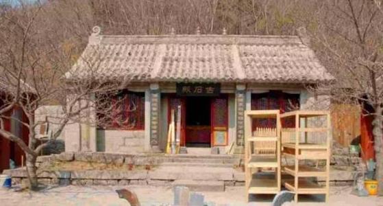 鞍山岫岩玉都,揭秘中国玉都岫岩6万吨玉石