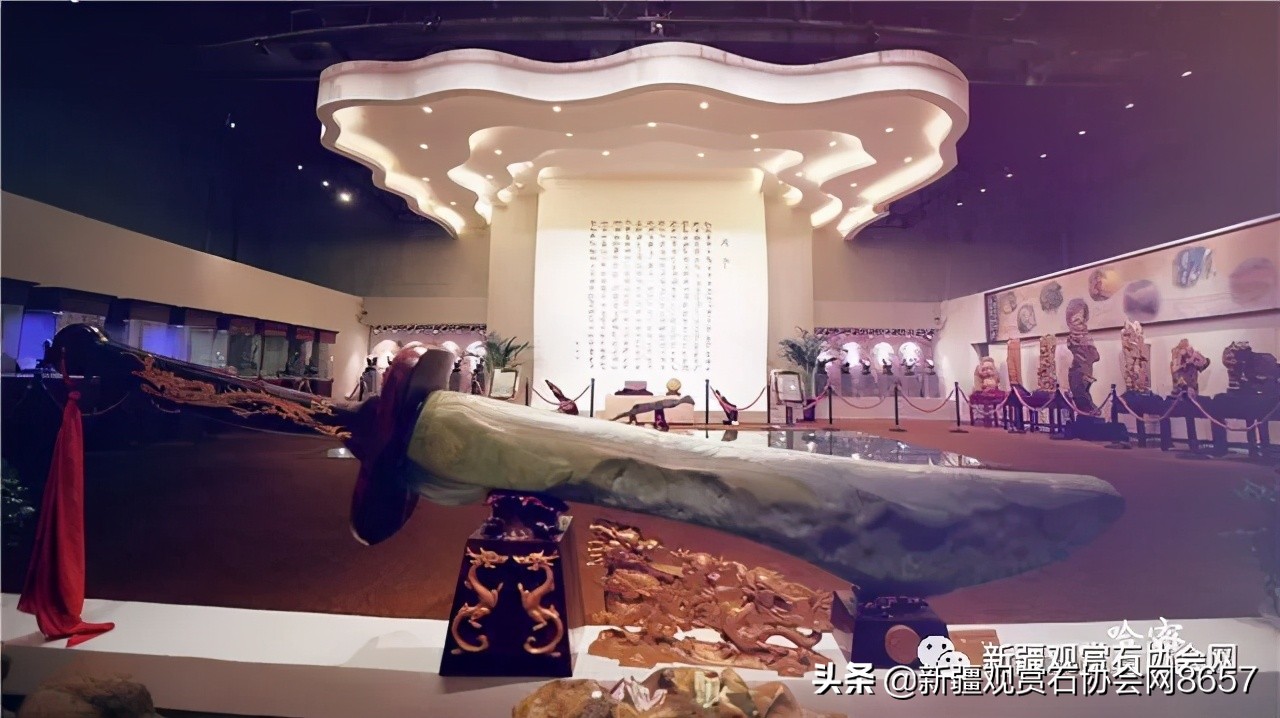 新疆奇石宴让人震惊,哈密天下第一奇石宴在哪