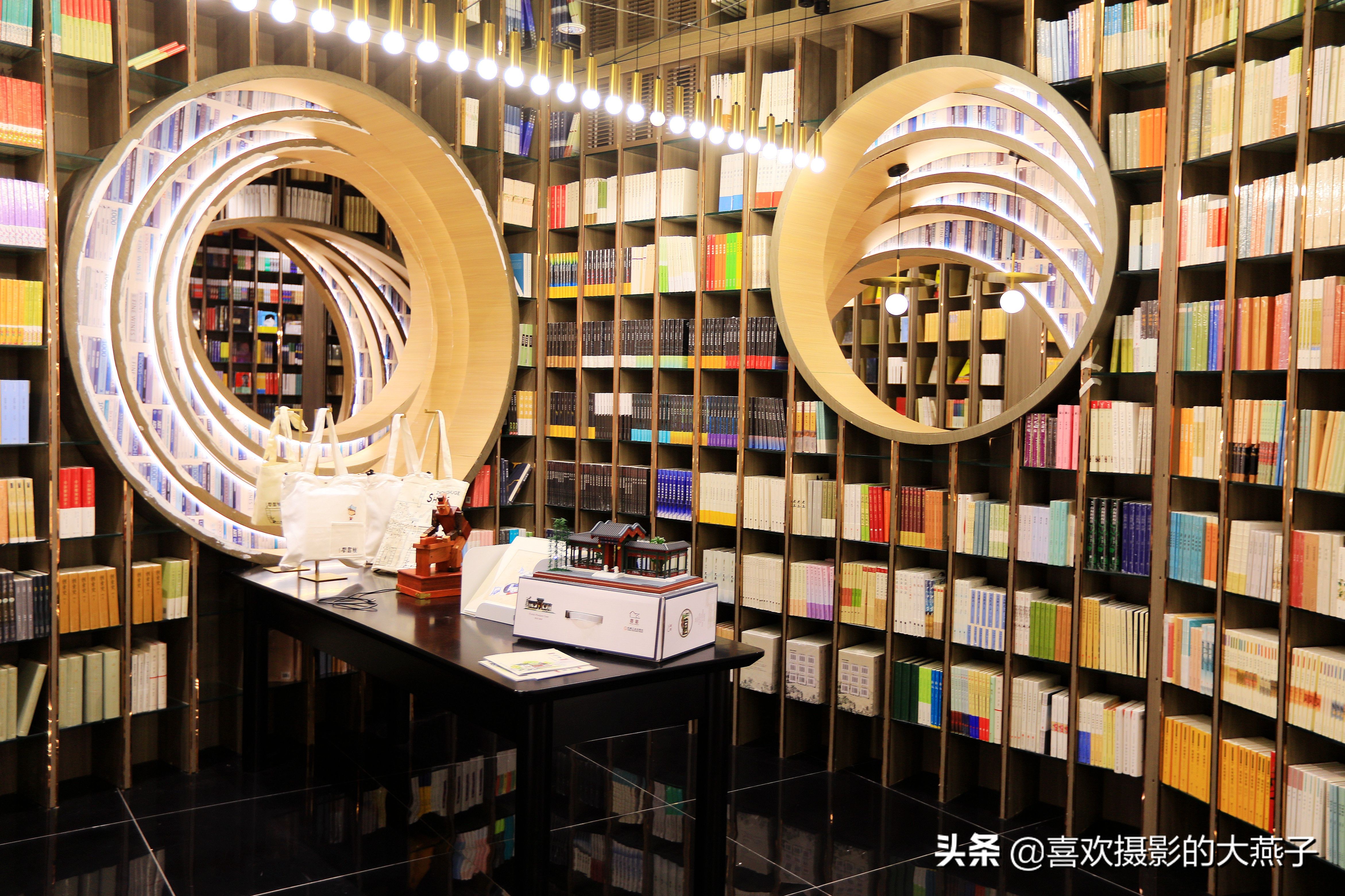 钟书阁北京老佛爷书店,北京钟书阁老佛爷店怎么去