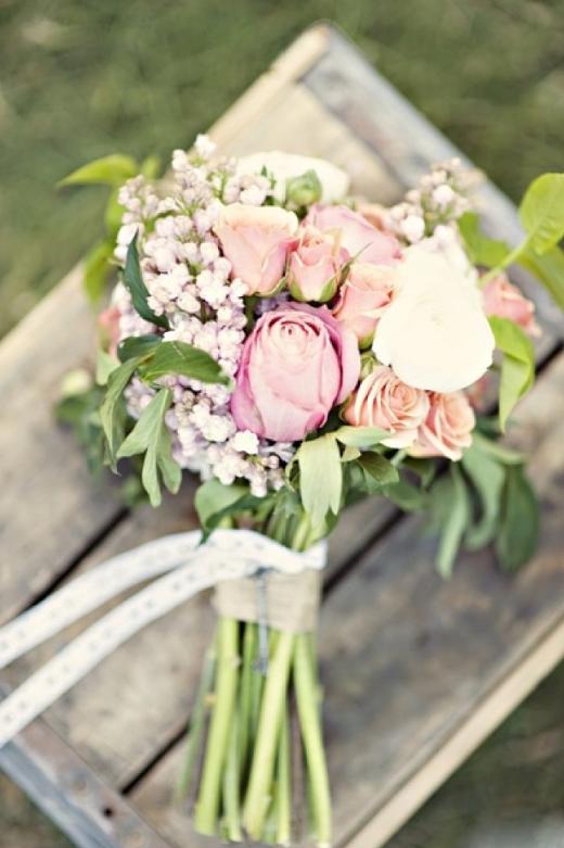 朋友结婚了发朋友圈祝福语简短的,朋友结婚适合发朋友圈的祝福语句