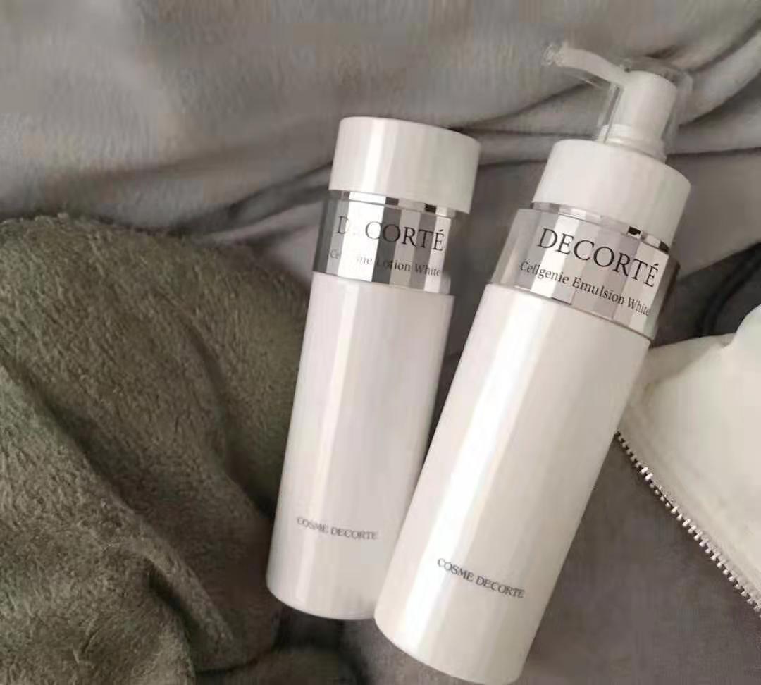 日本护肤品黛珂紧致套装,日本黛珂水乳属于什么档次