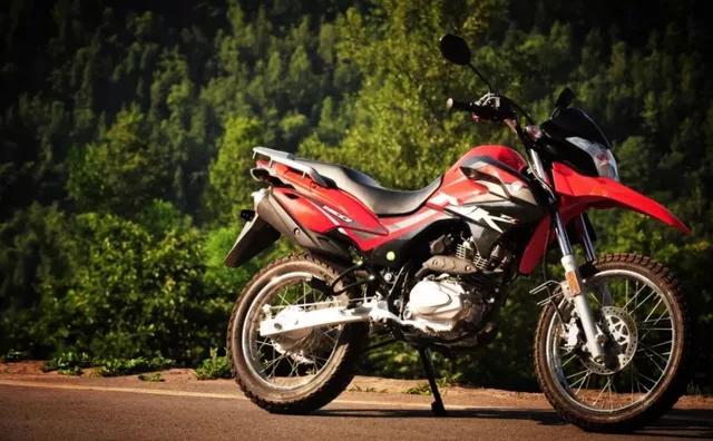 光阳racingh150和豪爵uhr150如何选择,豪爵实用型150摩托车最强推荐