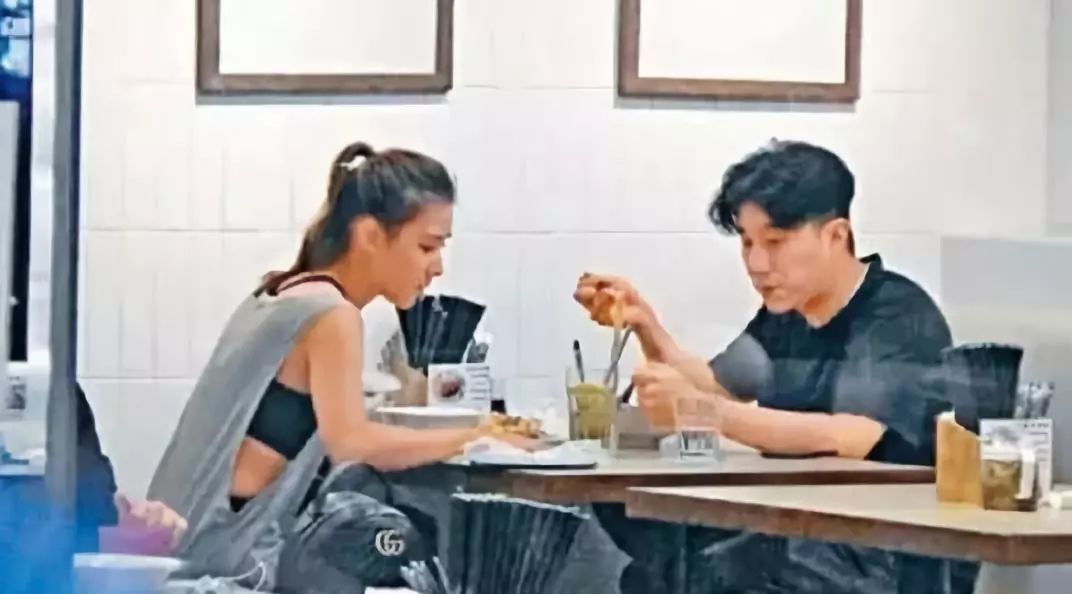 奚梦瑶窦骁都进赌王家尴尬吗,奚梦瑶窦骁是赌王的什么人