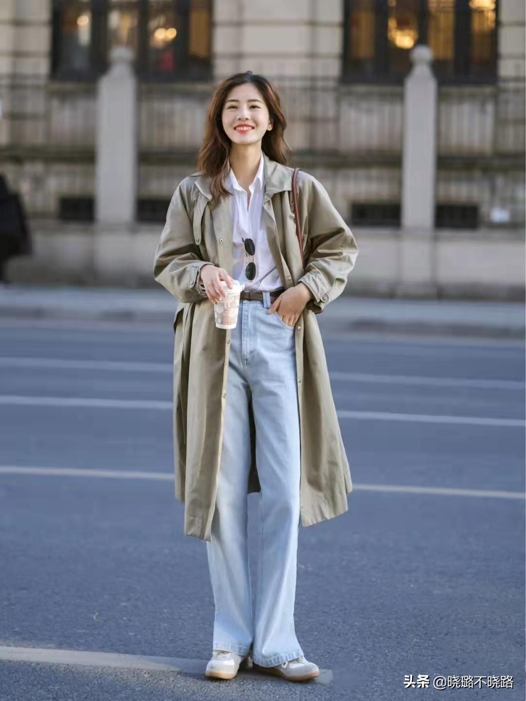 怎么样穿风衣才显得很有气质,穿风衣的高级感