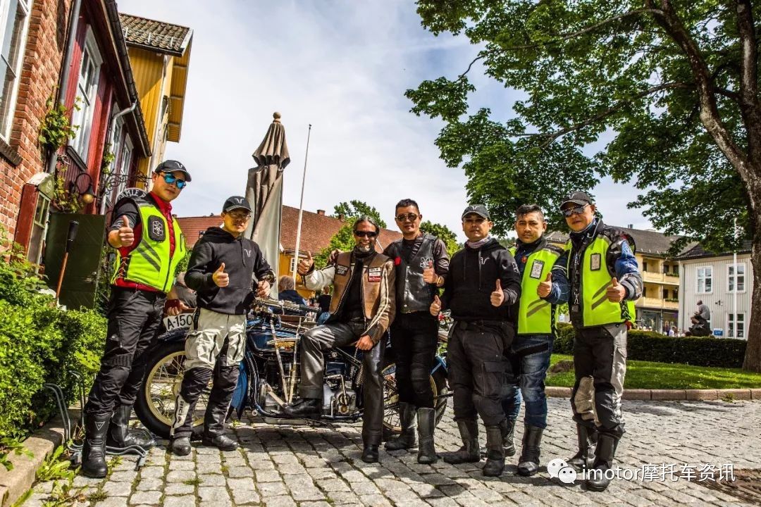 又是来自深圳的摩托车俱乐部！这次他们踏上了北欧的*途征**