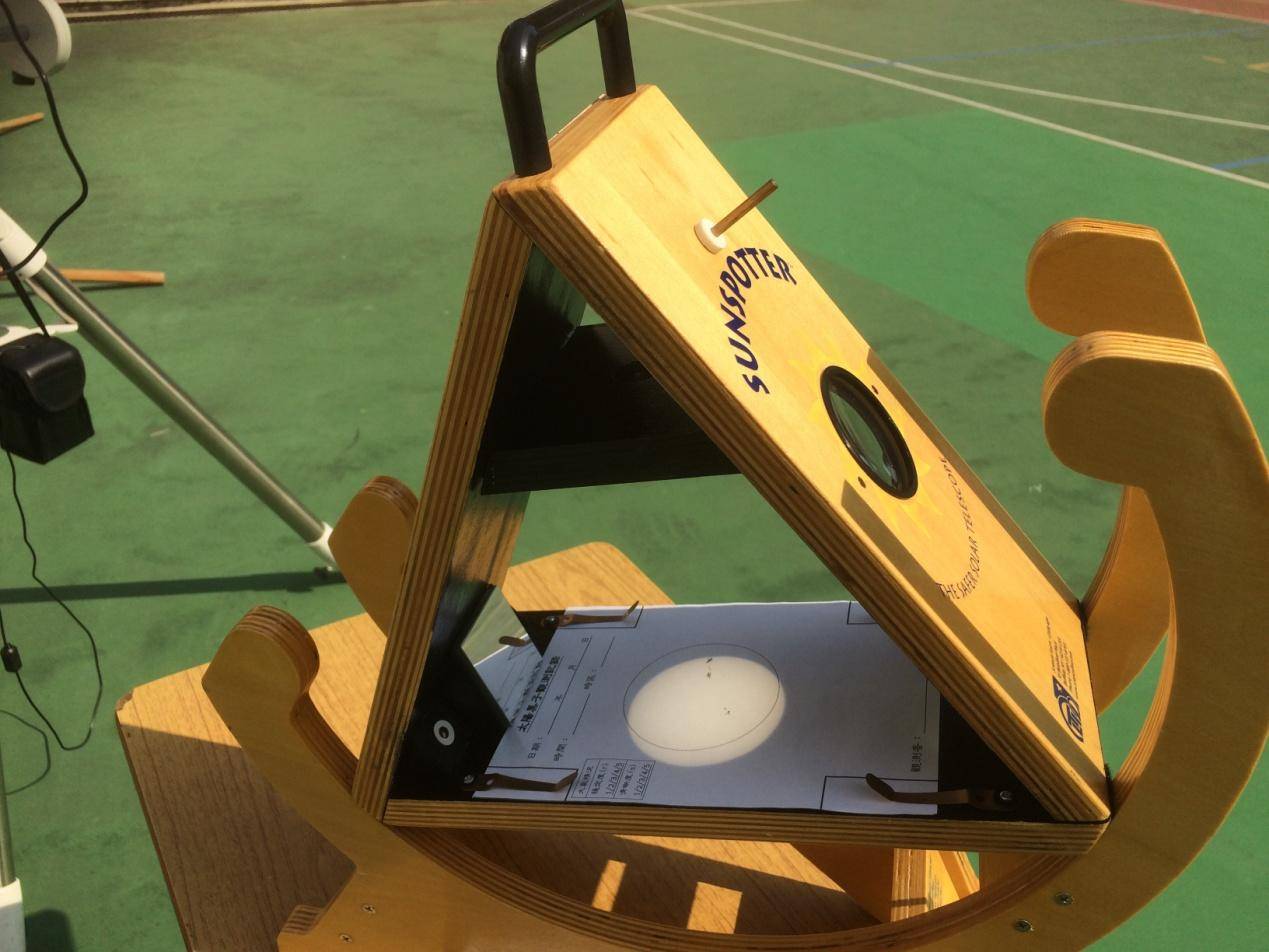 天文冷知识：5分钟带你了解下太阳黑子是如何生成的